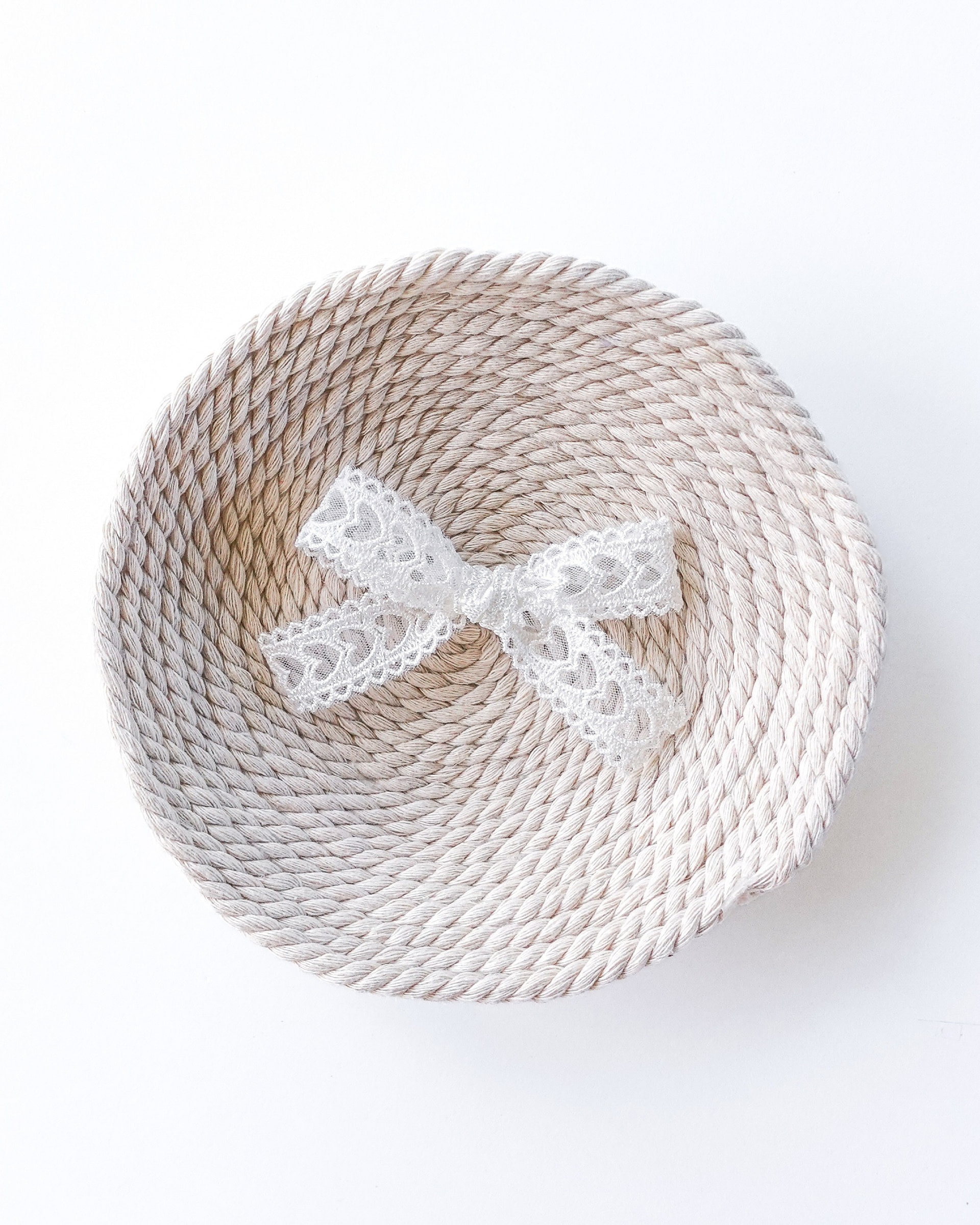 meow bowtique bow lace white hearts meow bowtique bow lace white hearts