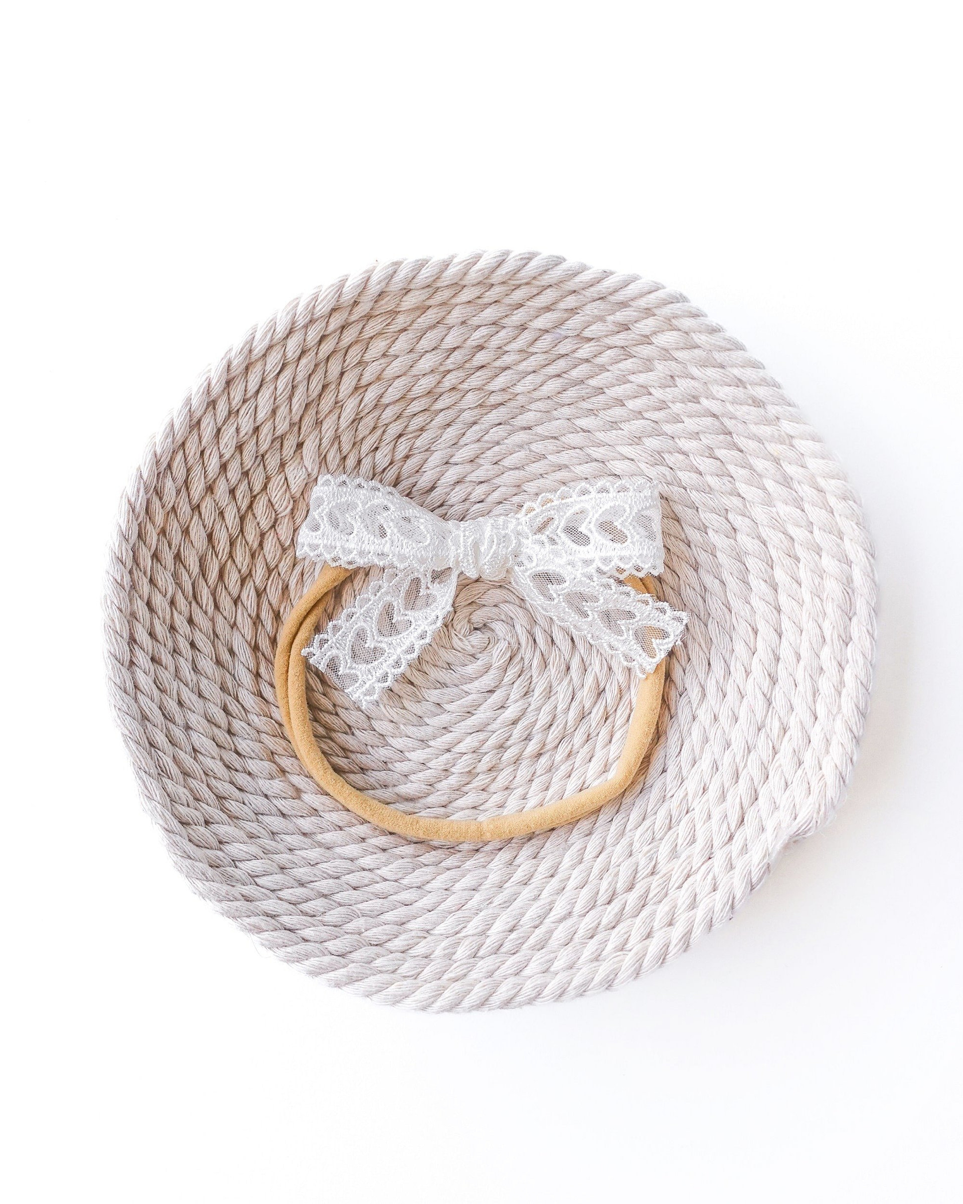 meow bowtique bow lace white hearts headband Vintage white handmade lace hair bow for babies