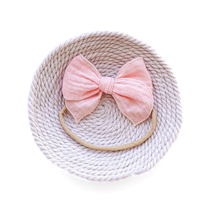 Blush pink linen bow for baby girl, minimalist handmade hair accessory headband